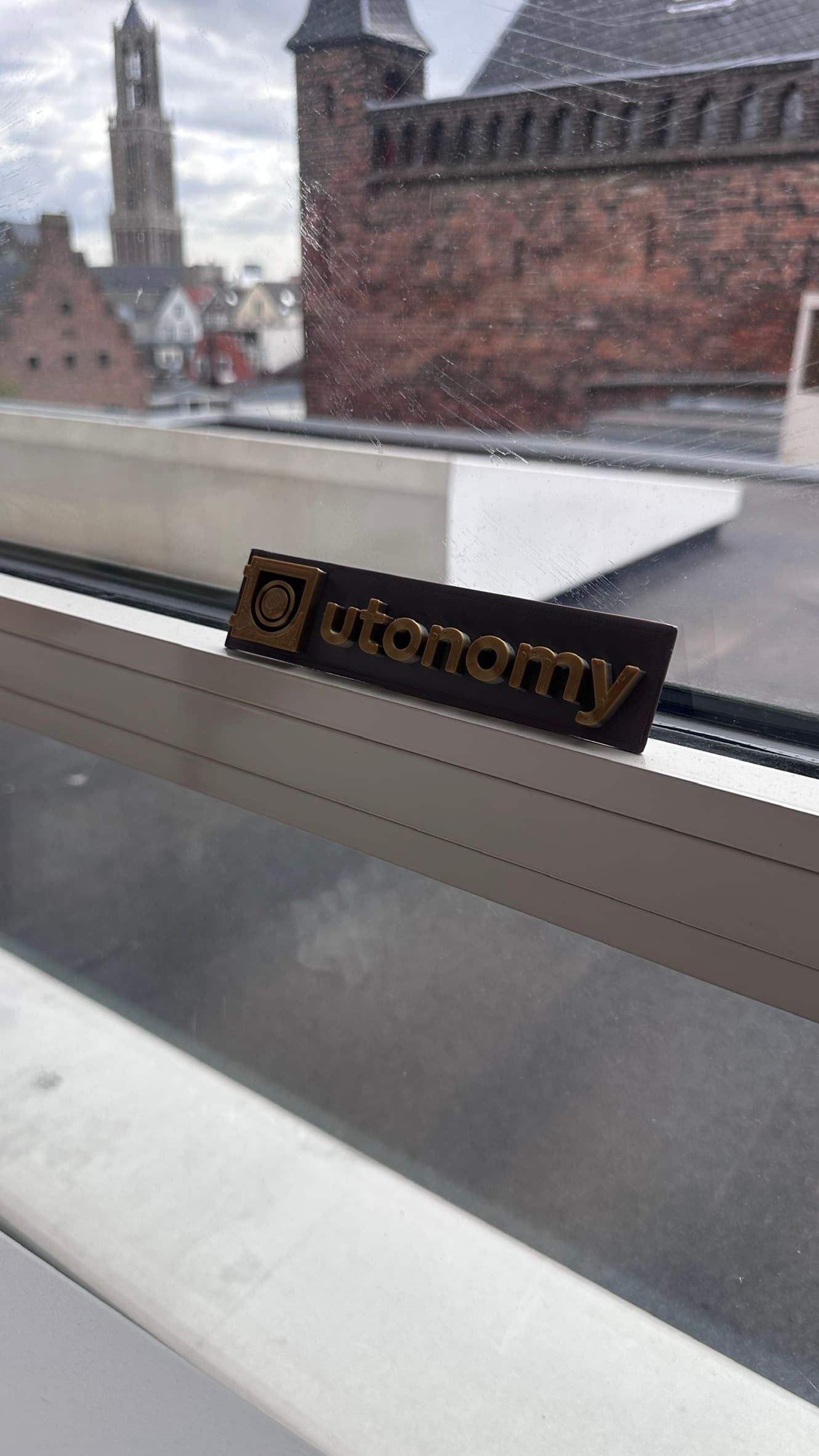 Utonomy logo — Solid-based personal data platform